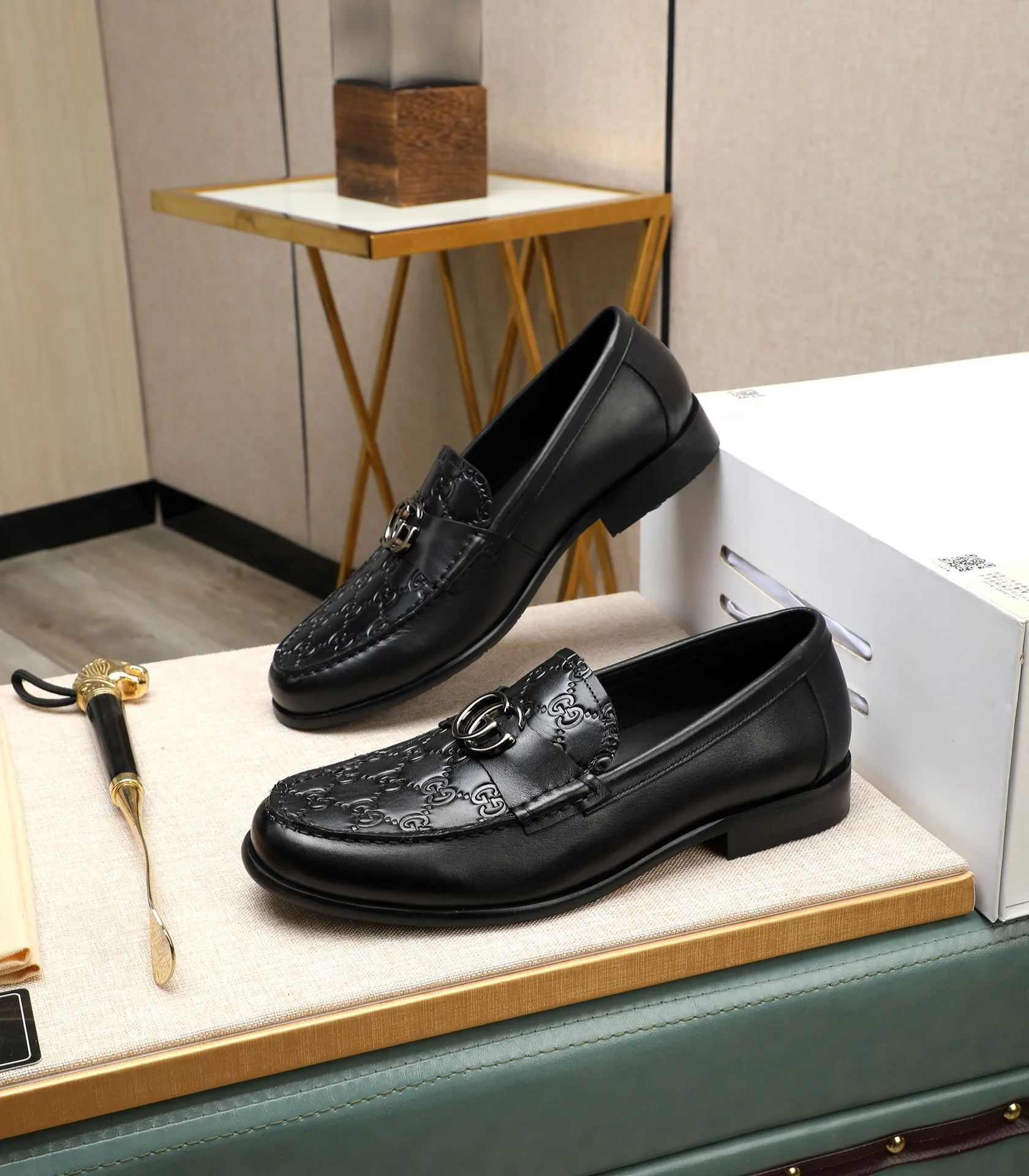 Men's shoes 💰500 📛📛 Original version (water-dyed cow lining) GUCCI official website formal shoes 🌀 Italian 🇮🇹 imported cowhide ➕ top imported water-dyed cowhide lining 💋 fine handmade original bottom, the real thing looks better when photographed in person Standard size 38-44 (45 46 customized)